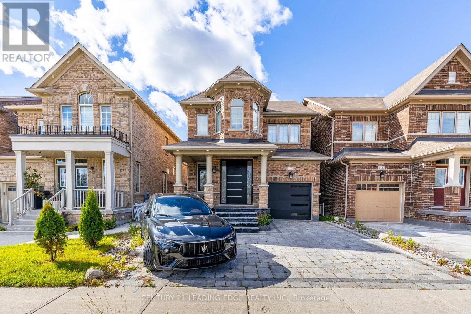102 MACTIER DRIVE in Kleinburg