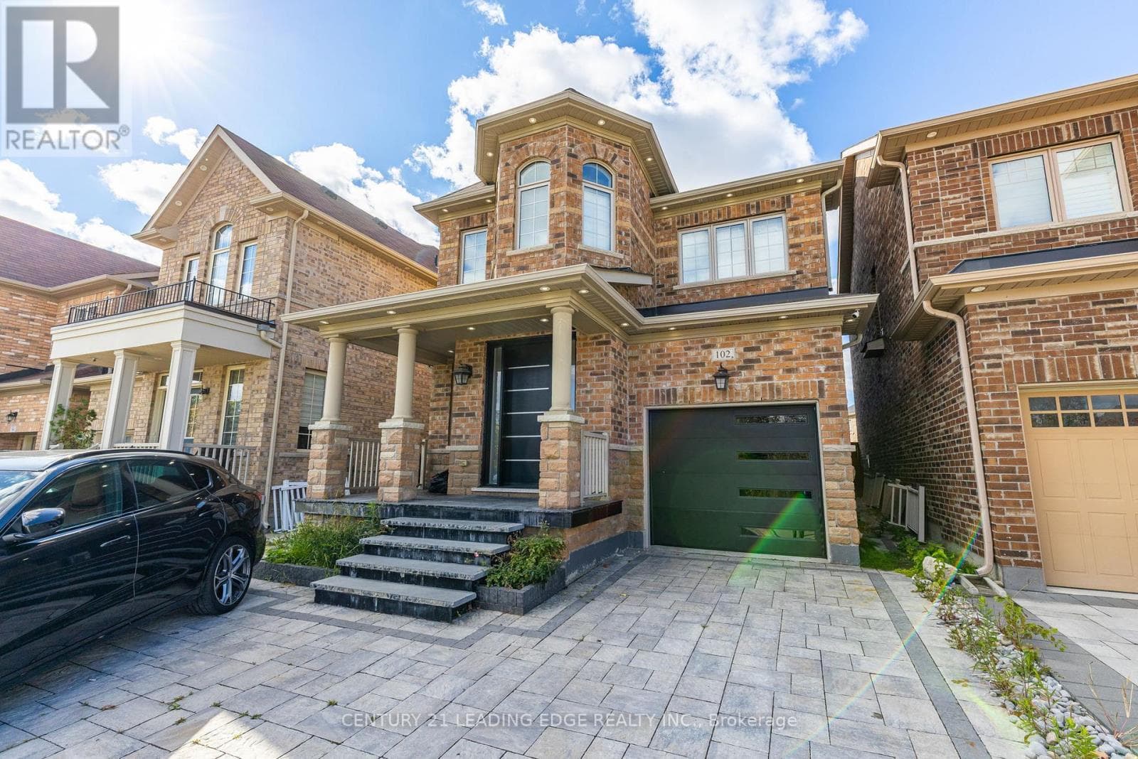 102 MACTIER DRIVE — photo 2
