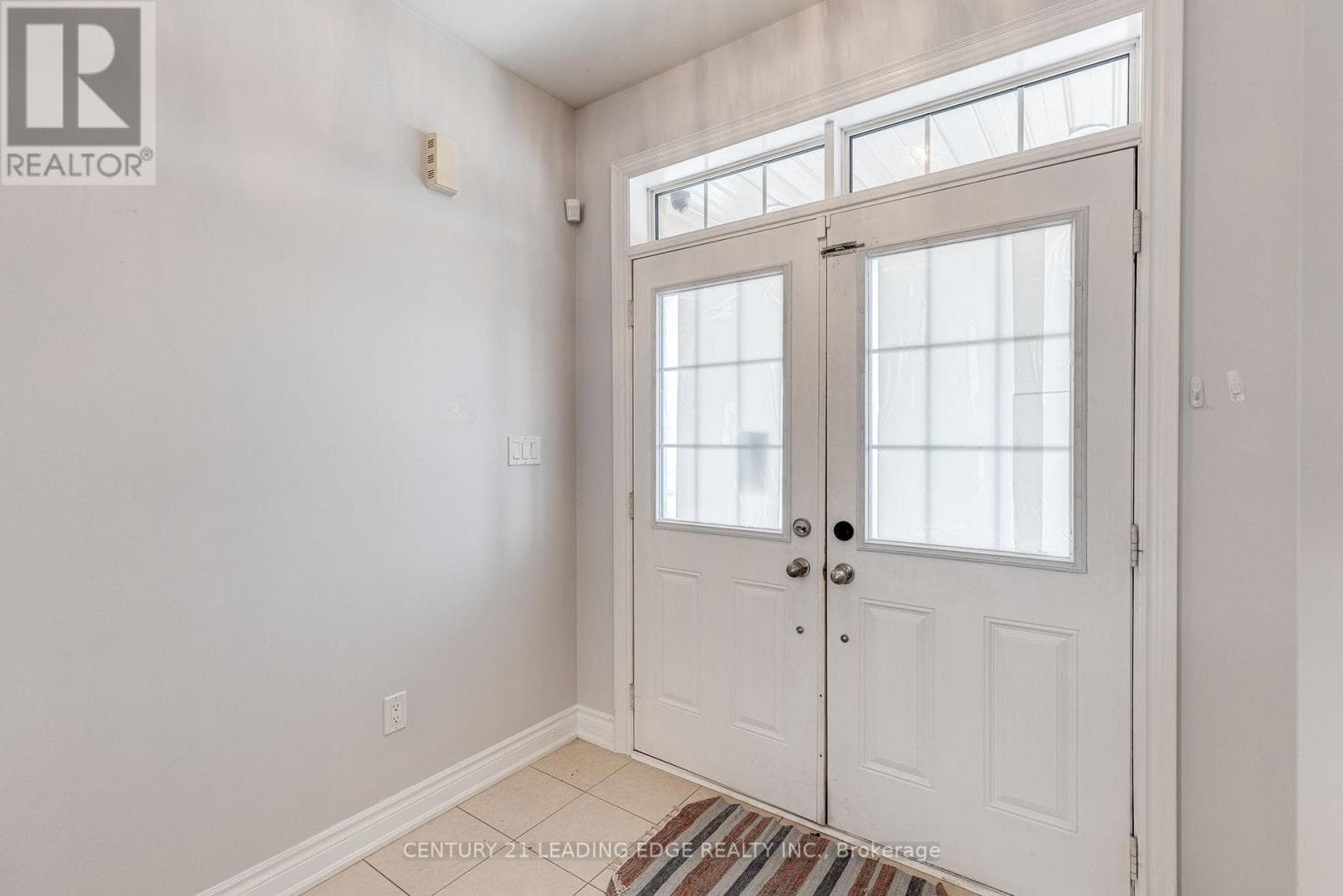 102 MACTIER DRIVE — photo 3