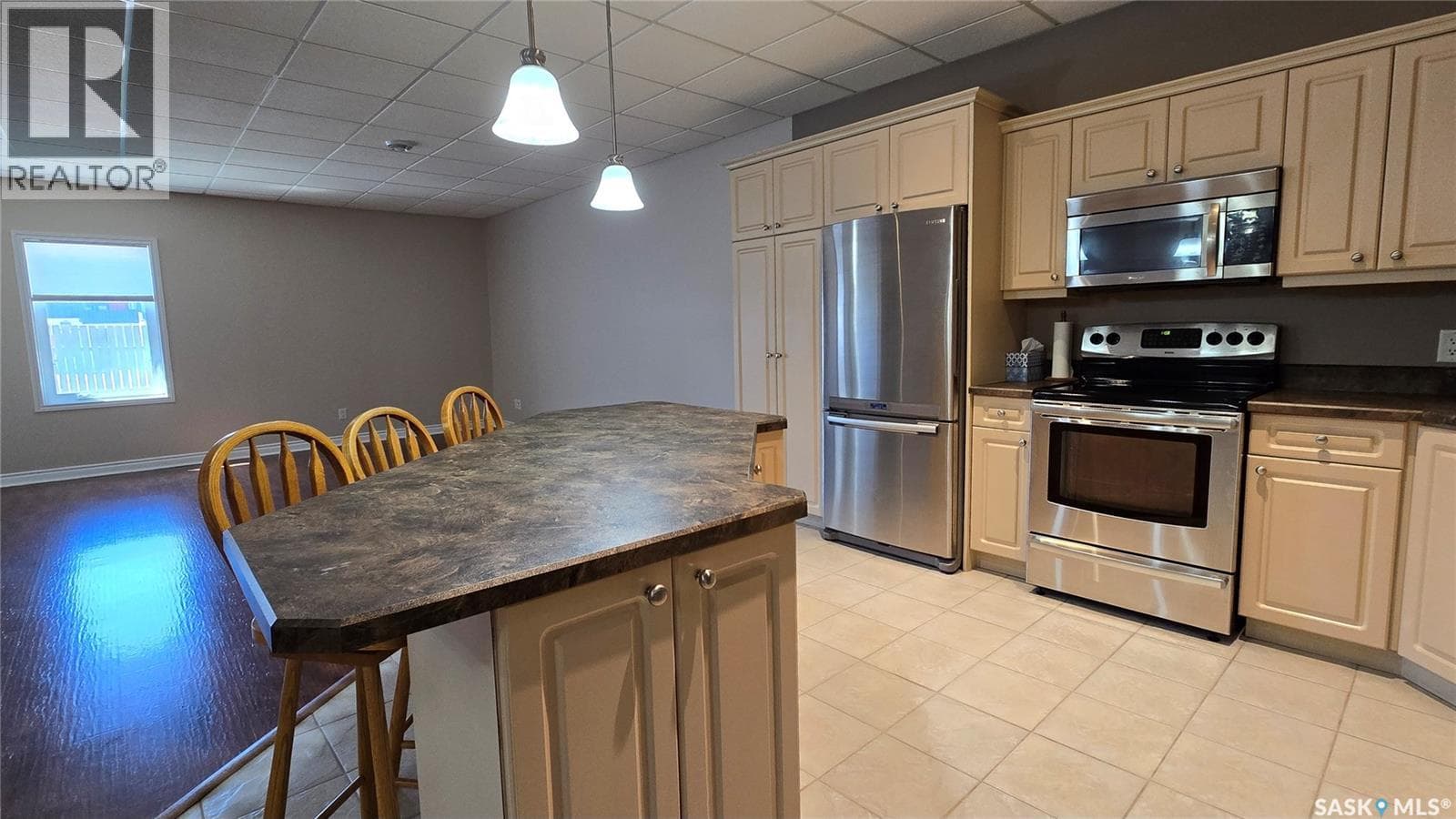 3 2 FRASER AVENUE in 