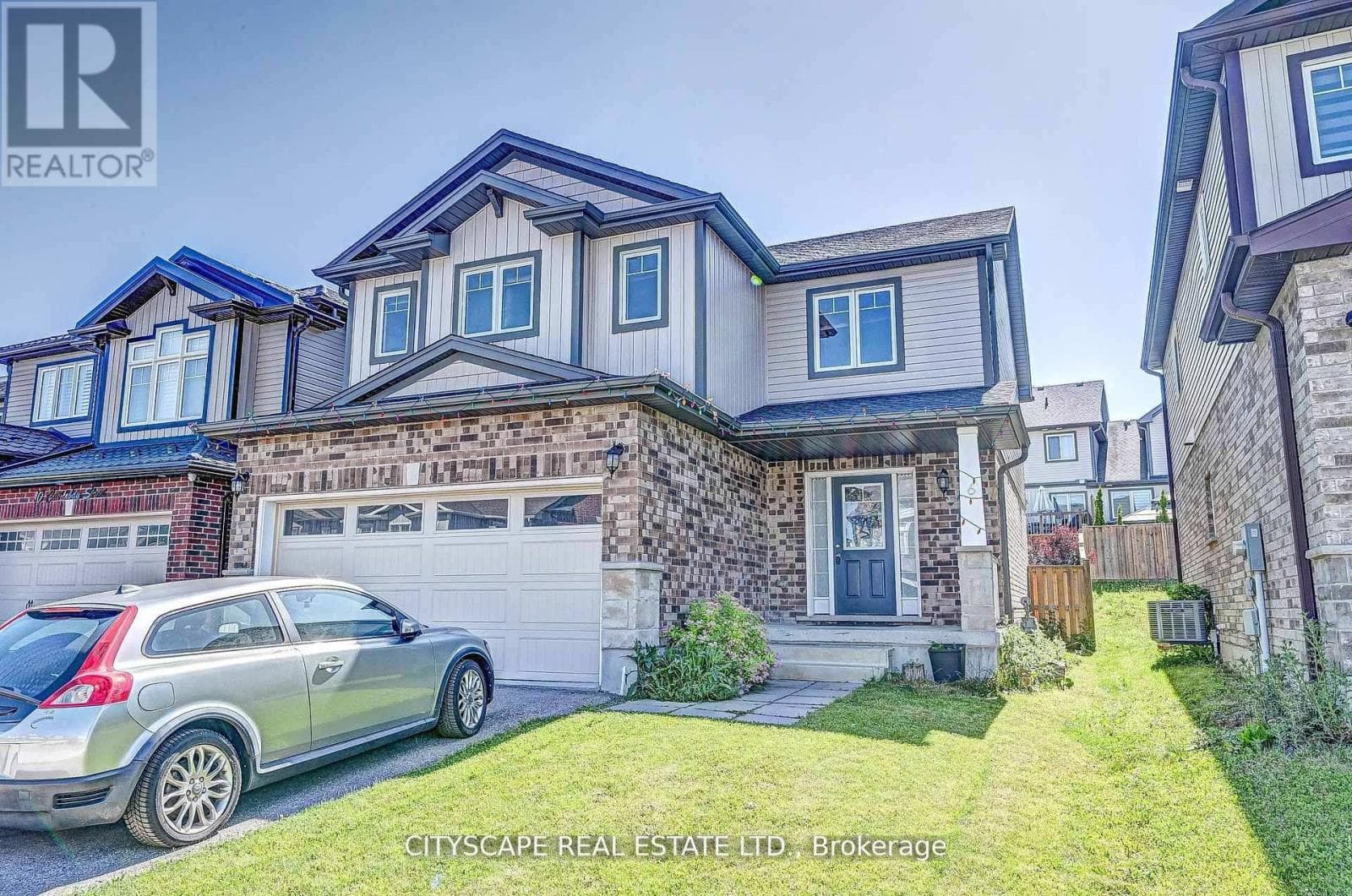 6 CASTLEBAY STREET in Country Hills
