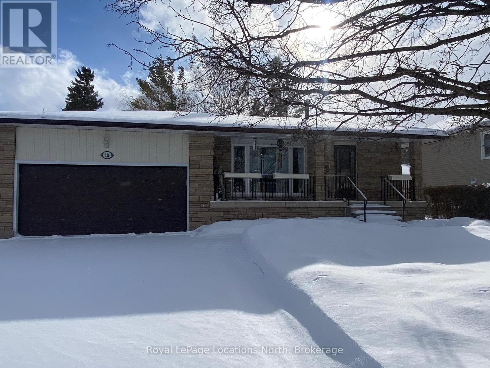 221 JOHN STREET — photo 5