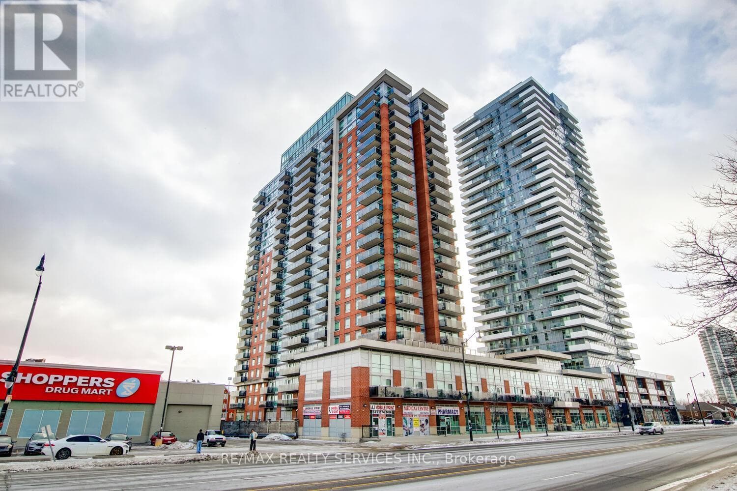 1103 - 215 QUEEN STREET E — photo 2