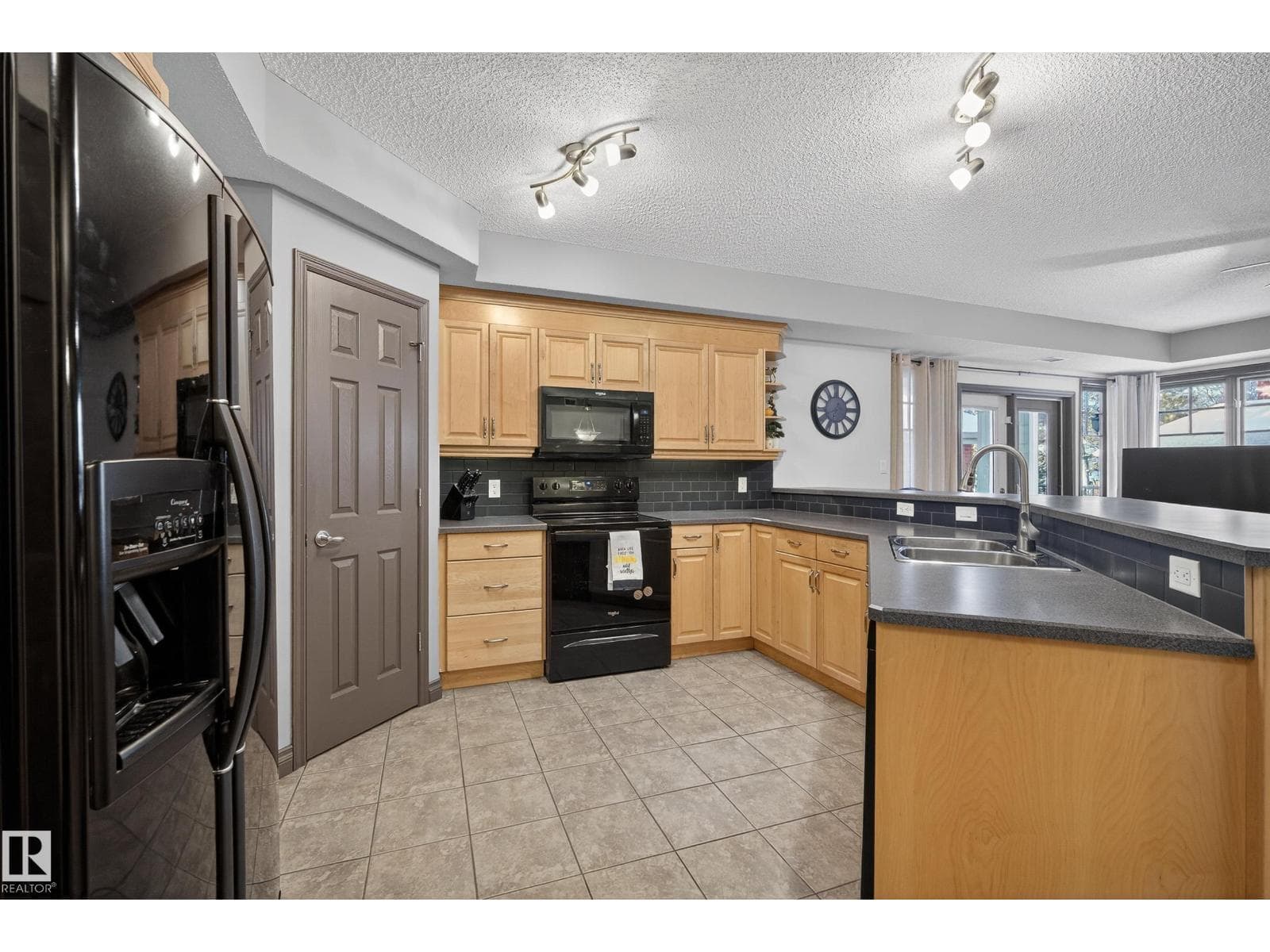 #102 9803 96A ST NW — photo 4