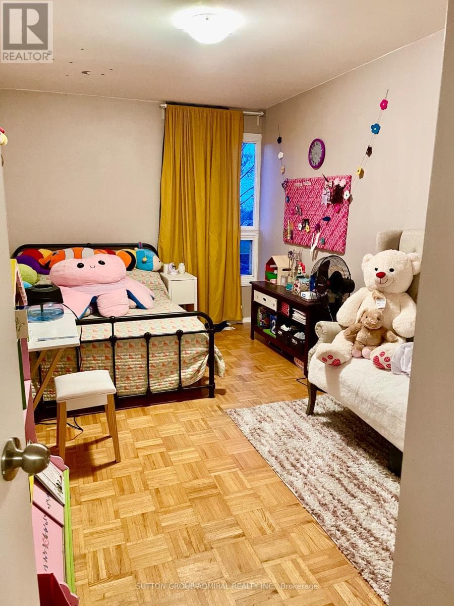 14 - 23 FOUR WINDS DRIVE, Toronto — photo 3