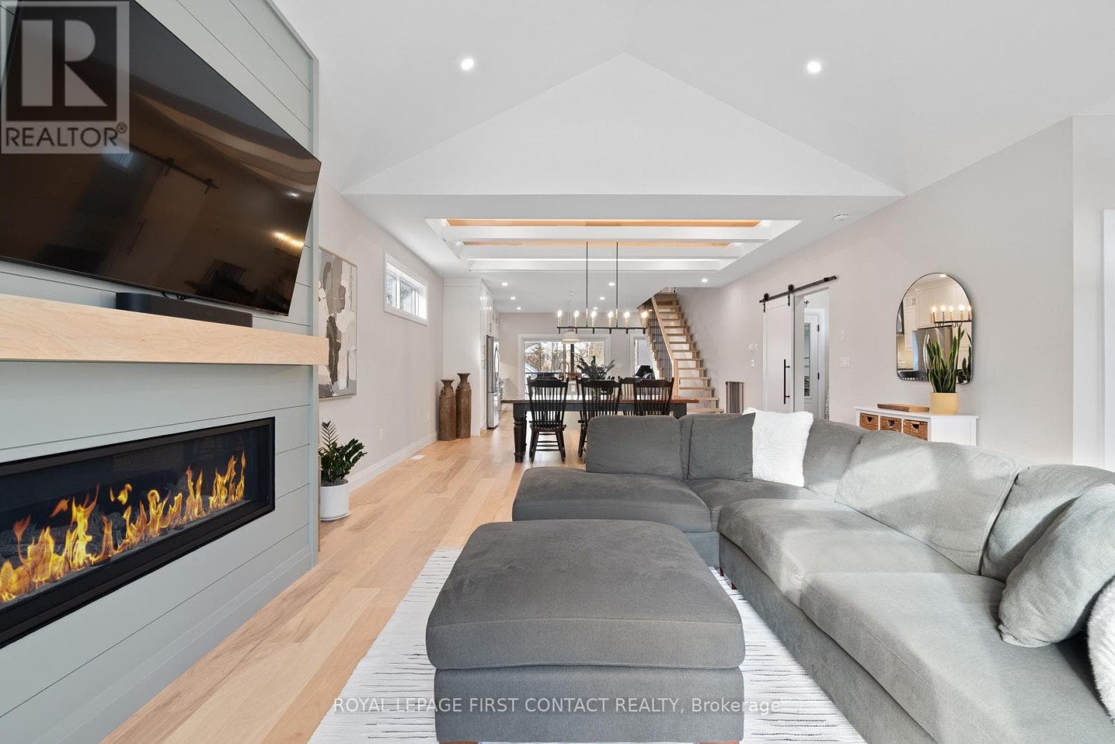 18 LAKEVIEW ROAD — photo 4
