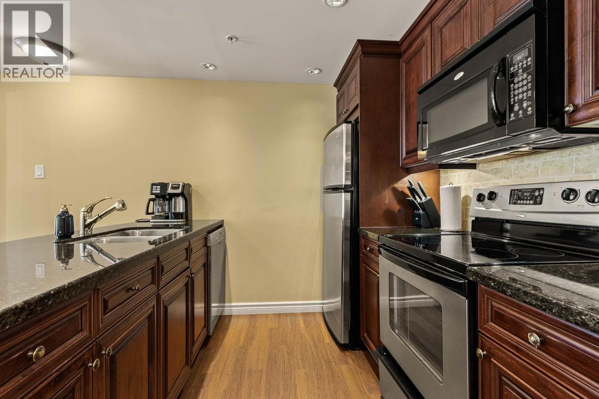 3250 VILLAGE WAY UNIT 1305B, Interior REALTORS® — photo 5