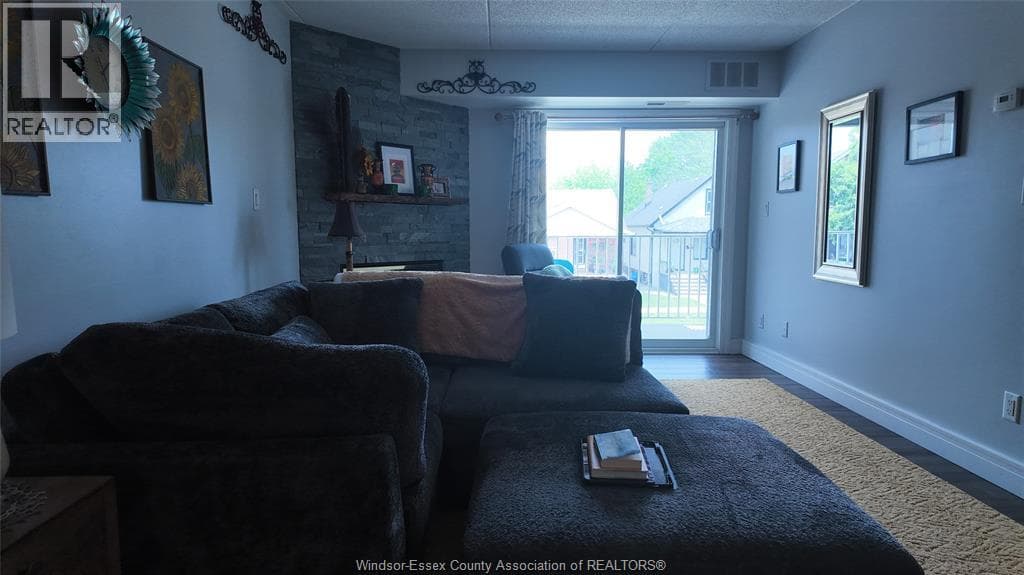 1323 LANGLOIS AVENUE UNIT 201, Windsor — photo 4