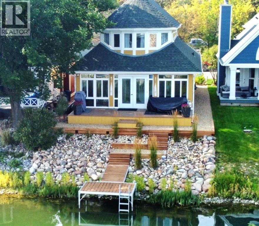 108 MARINA BAIE COURT, Red Deer (Central Alberta) — photo 5