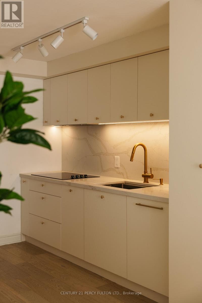 302 - 1 RIPLEY AVENUE, Toronto — photo 5