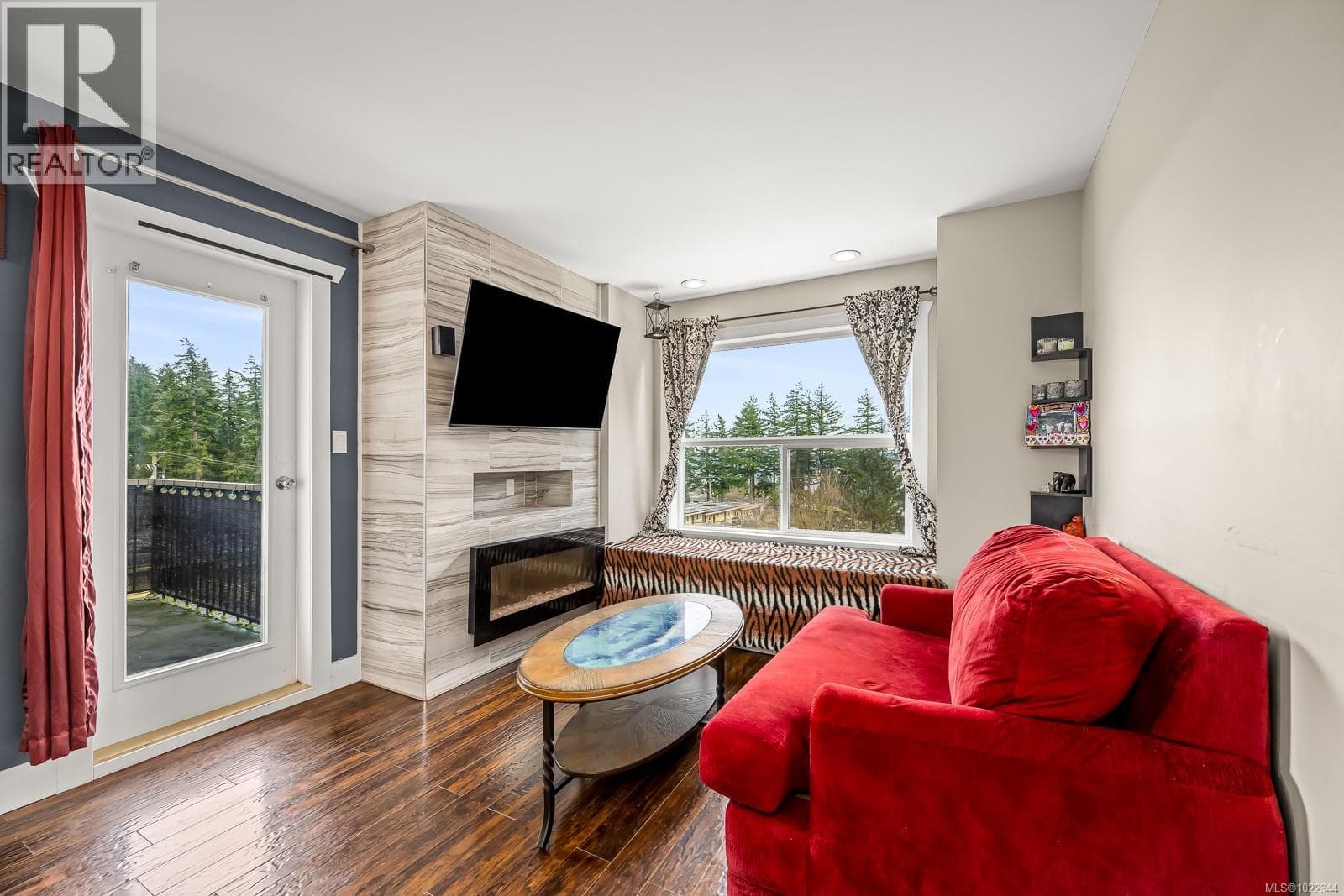 409 282 Birch St, Vancouver Island — photo 5