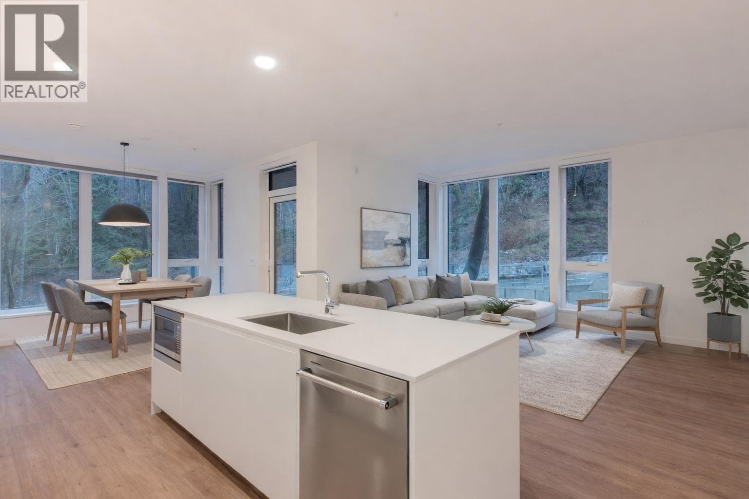 418 1504 SCOTT CRESCENT — photo 3