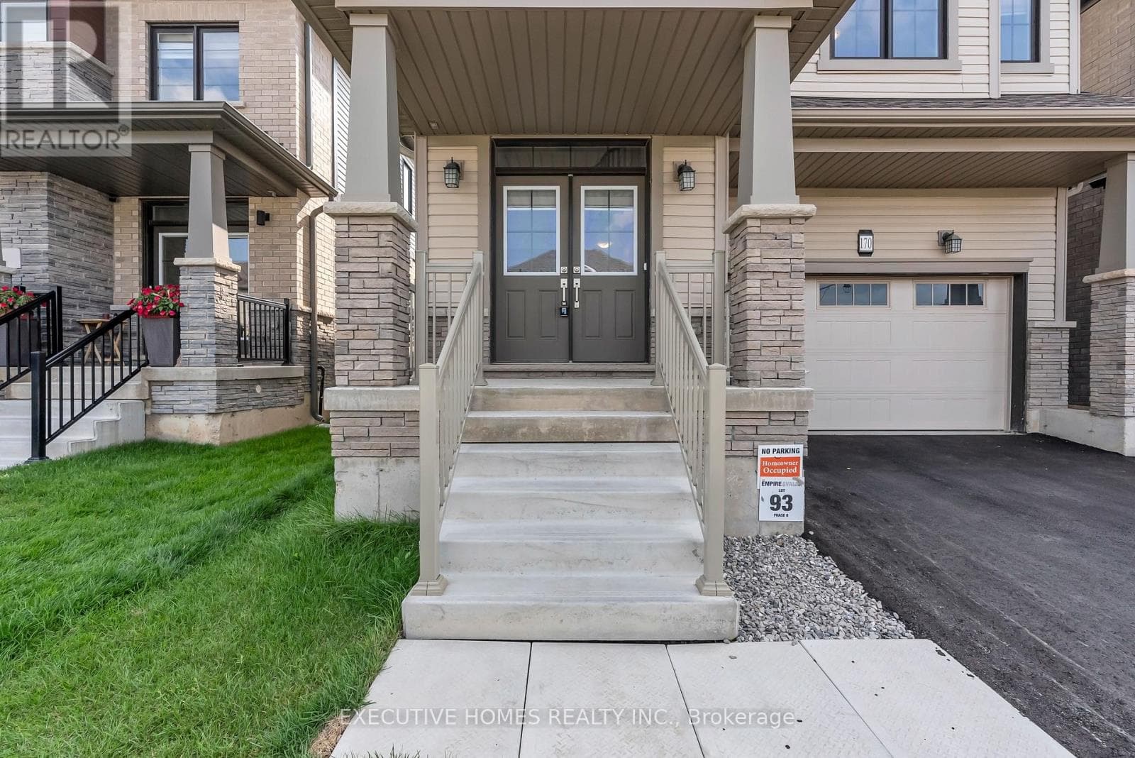 170 LILAC CIRCLE, Toronto — photo 2