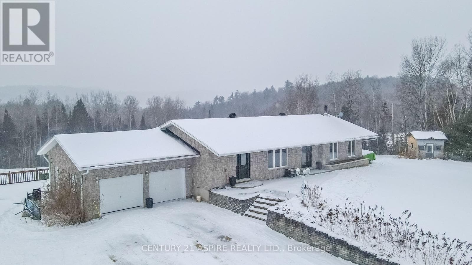 2112 SCHUTT ROAD, Renfrew County — photo 2