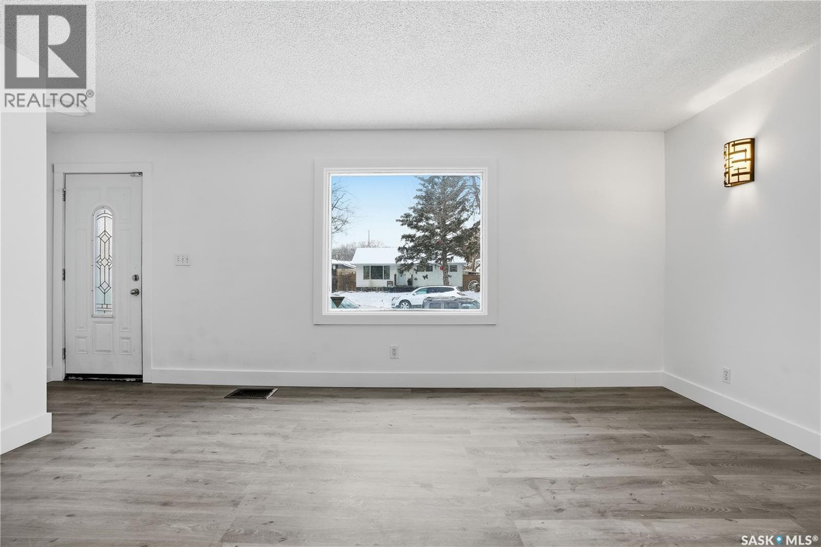 749 ROYAL STREET — photo 5