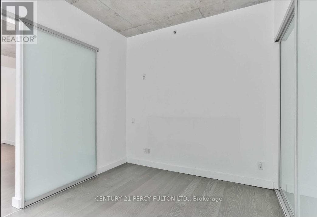 105 - 75 PORTLAND STREET, Toronto — photo 3