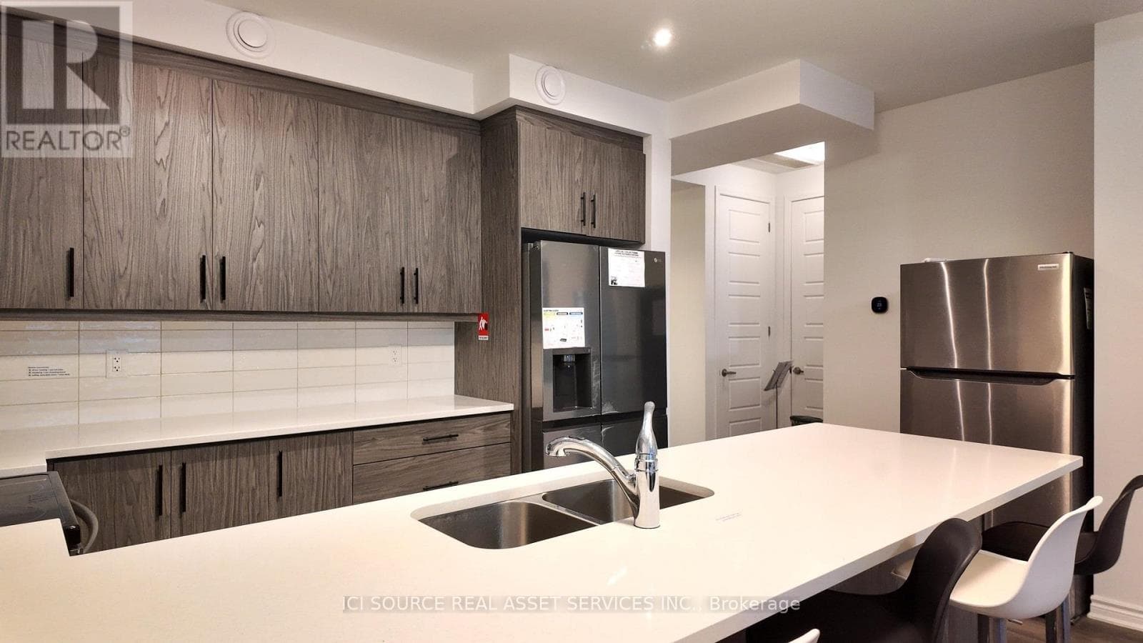 2969 MURPHY PLACE, Toronto — photo 2