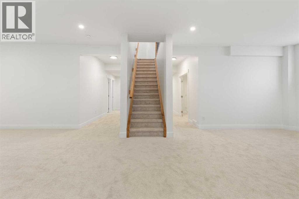 376 MUIRFIELD CRESCENT, Calgary — photo 3