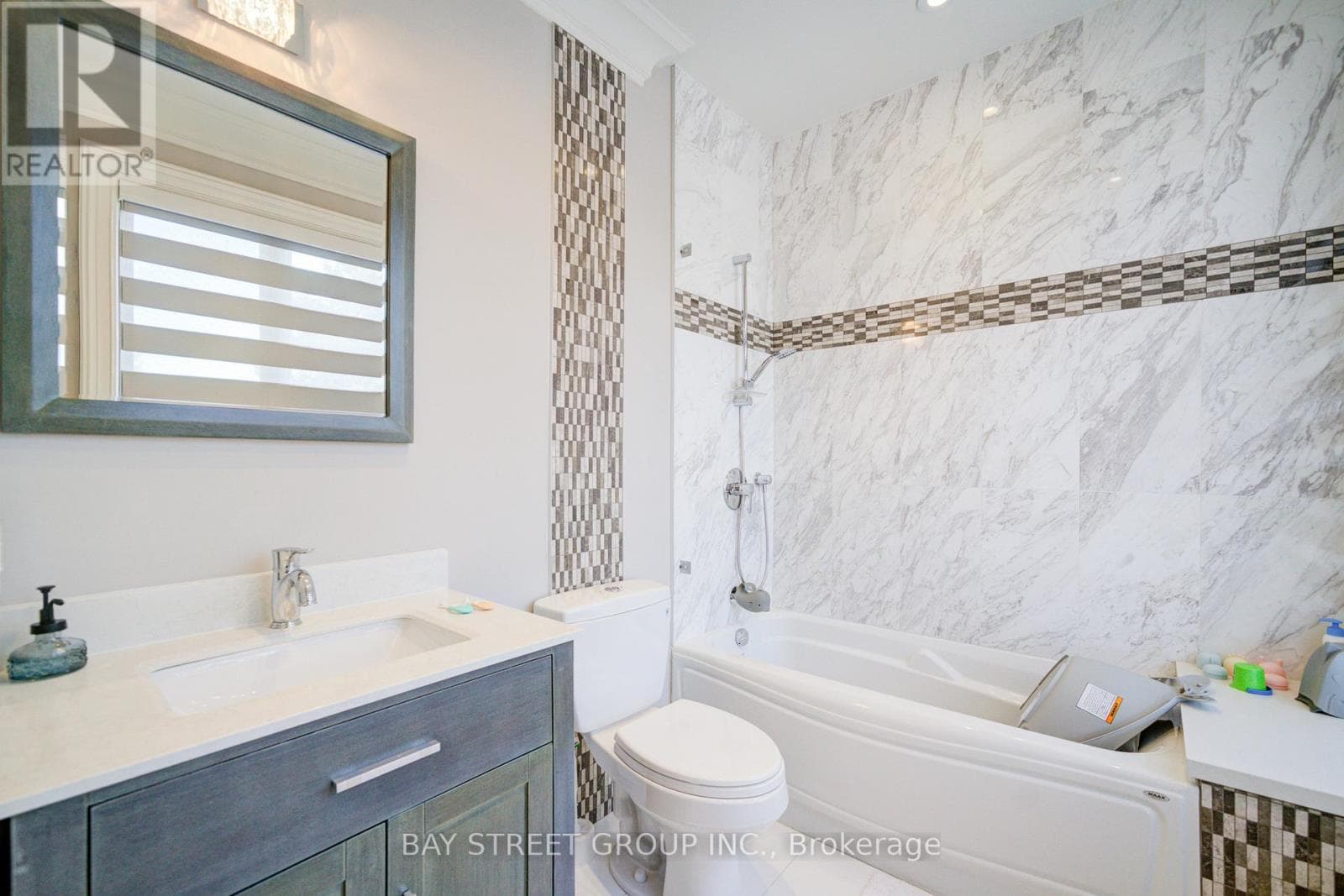 165 KRIEGHOFF AVENUE, Toronto — photo 3