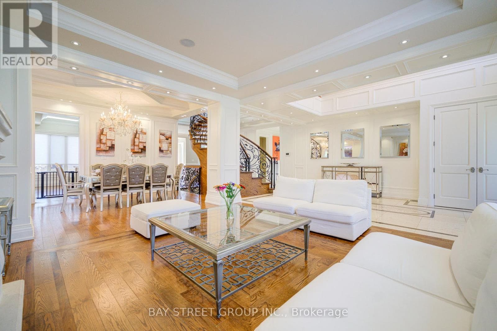 165 KRIEGHOFF AVENUE, Toronto — photo 4