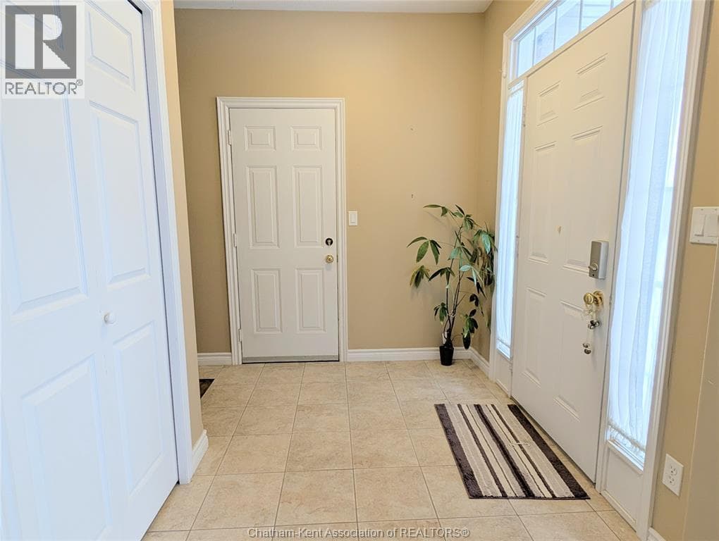 15 Oakgrove LANE — photo 5