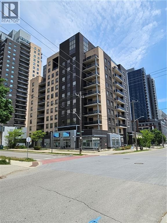 8 HICKORY STREET WEST UNIT 401 in Columbia/Lakeshore