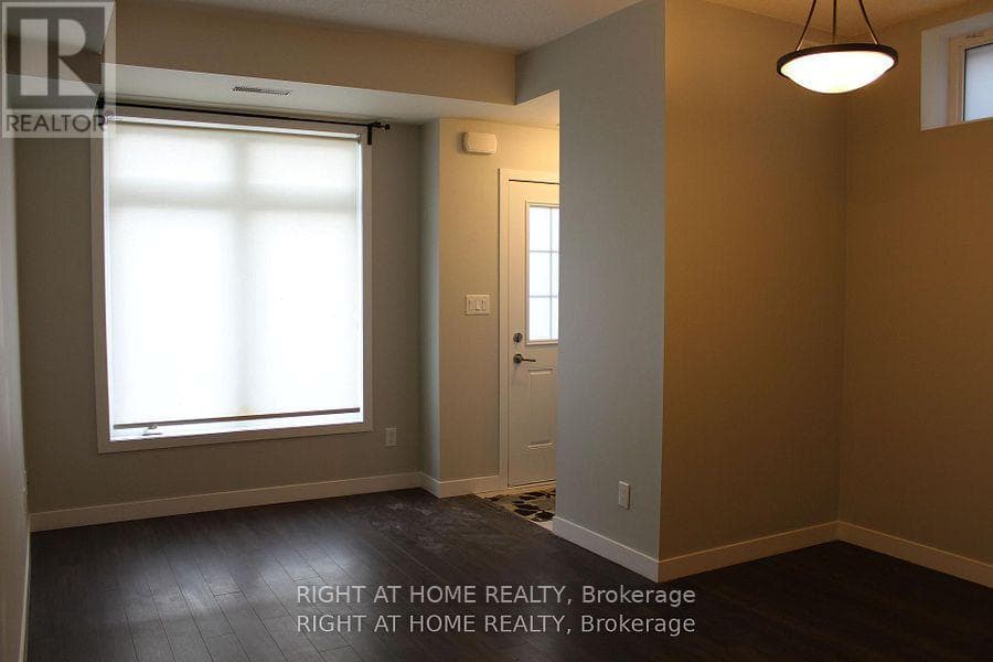 17 - 6 BICKNELL AVENUE, Toronto — photo 2