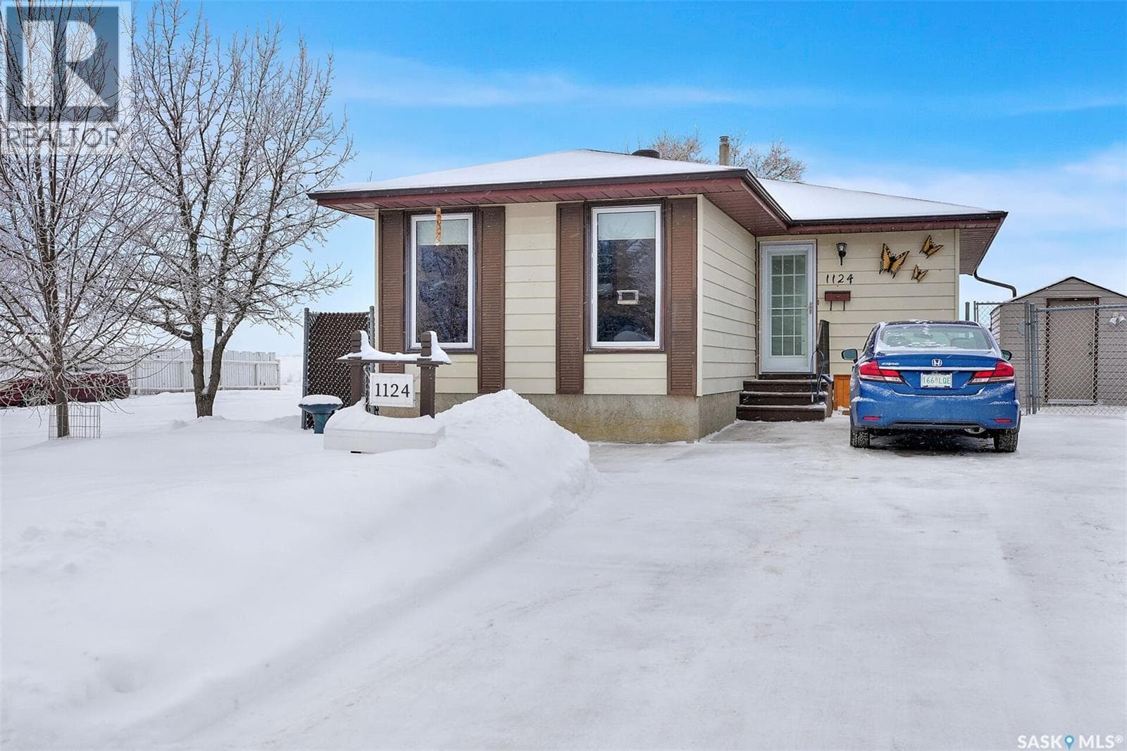 1124 COURTNEY STREET in Dieppe Place