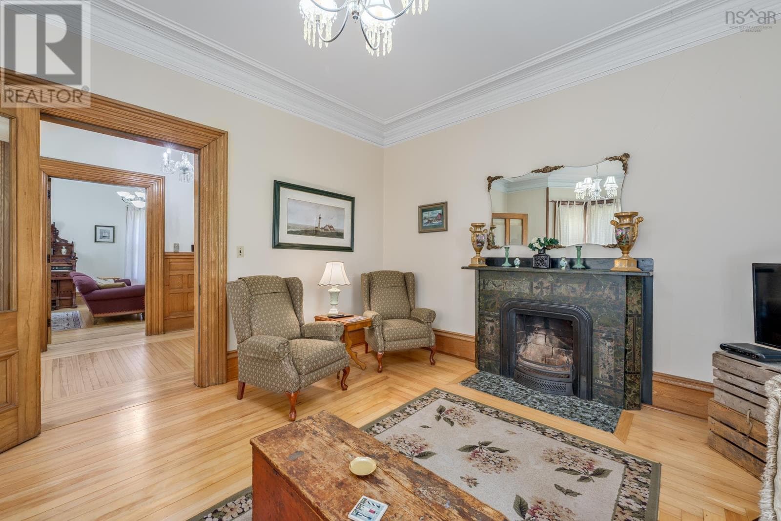 42 QUEEN STREET, NSAR — photo 5