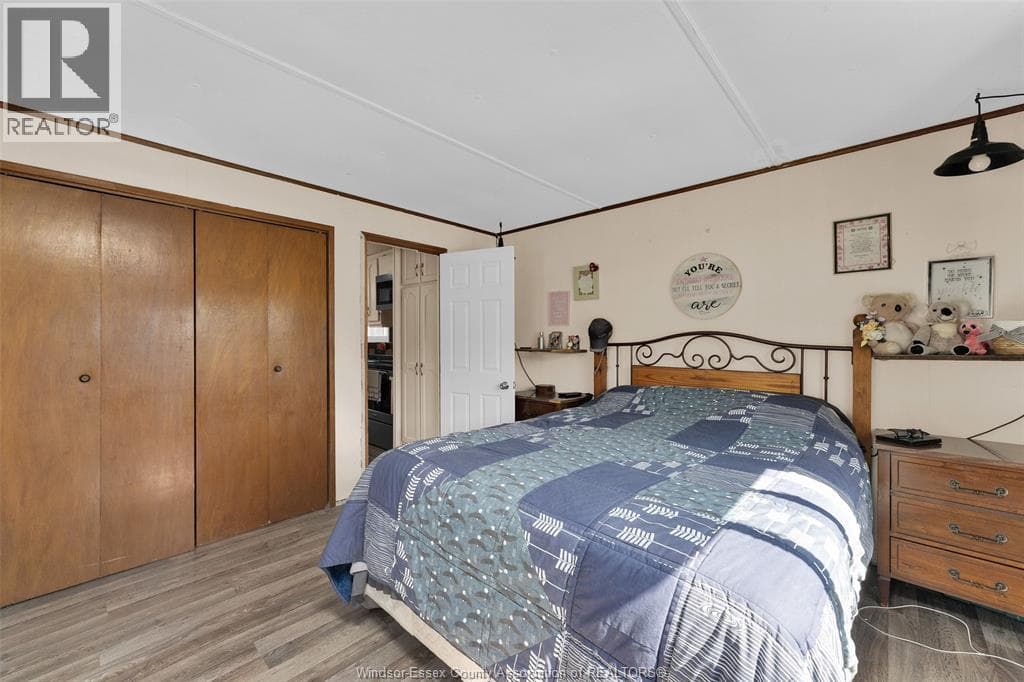 175 NEIL COURT, Windsor — photo 3