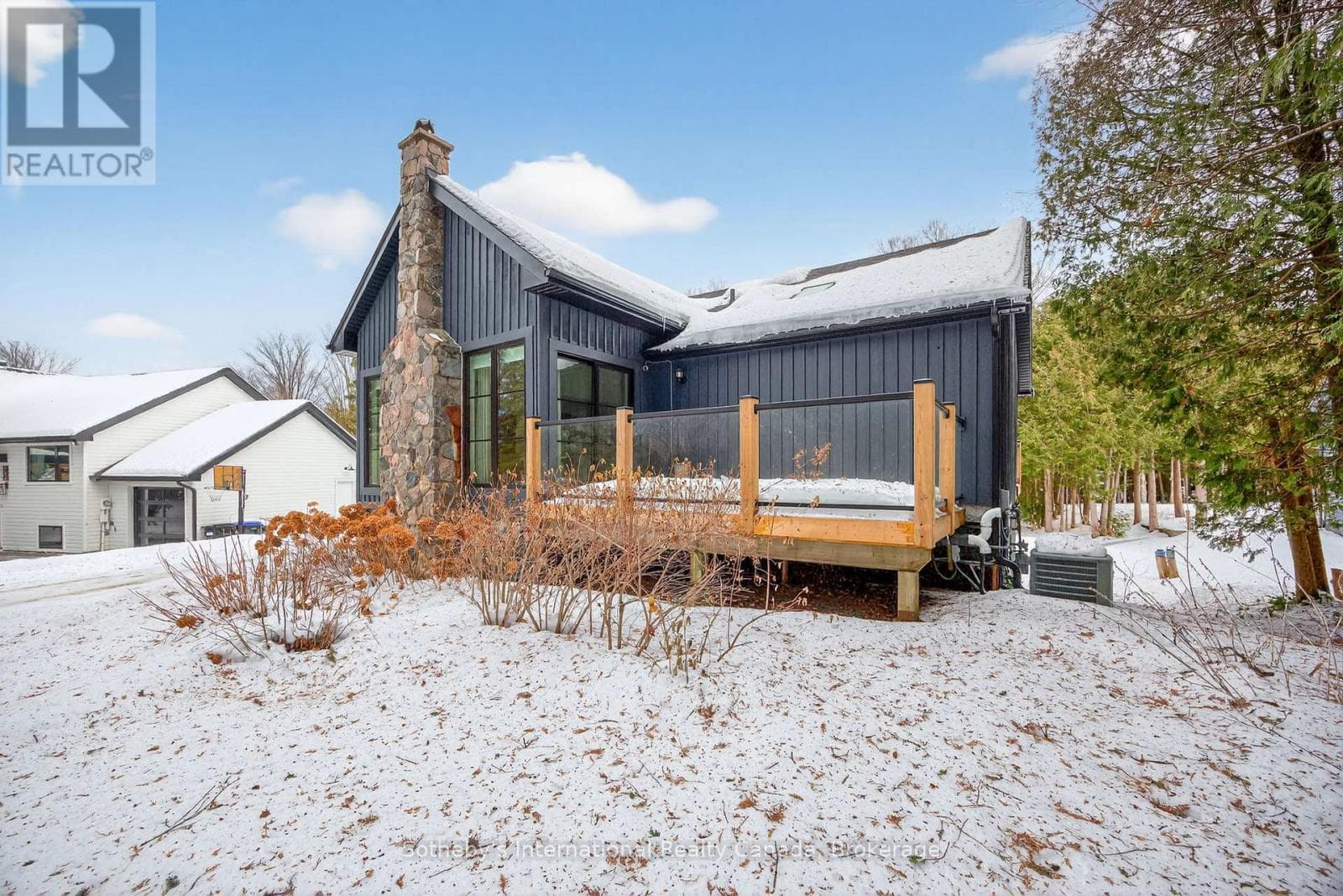 33 SLALOM GATE ROAD — photo 2