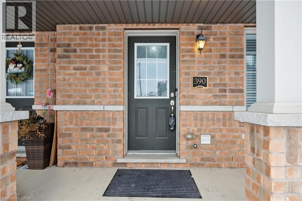 390 LINDEN DRIVE — photo 4