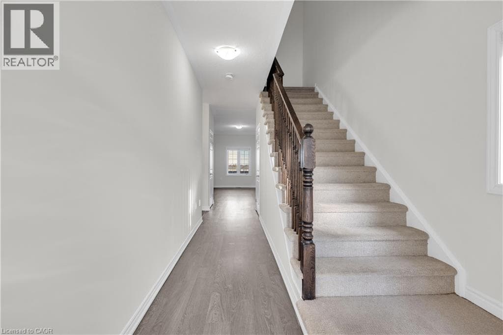 146 FLAGG Avenue — photo 2