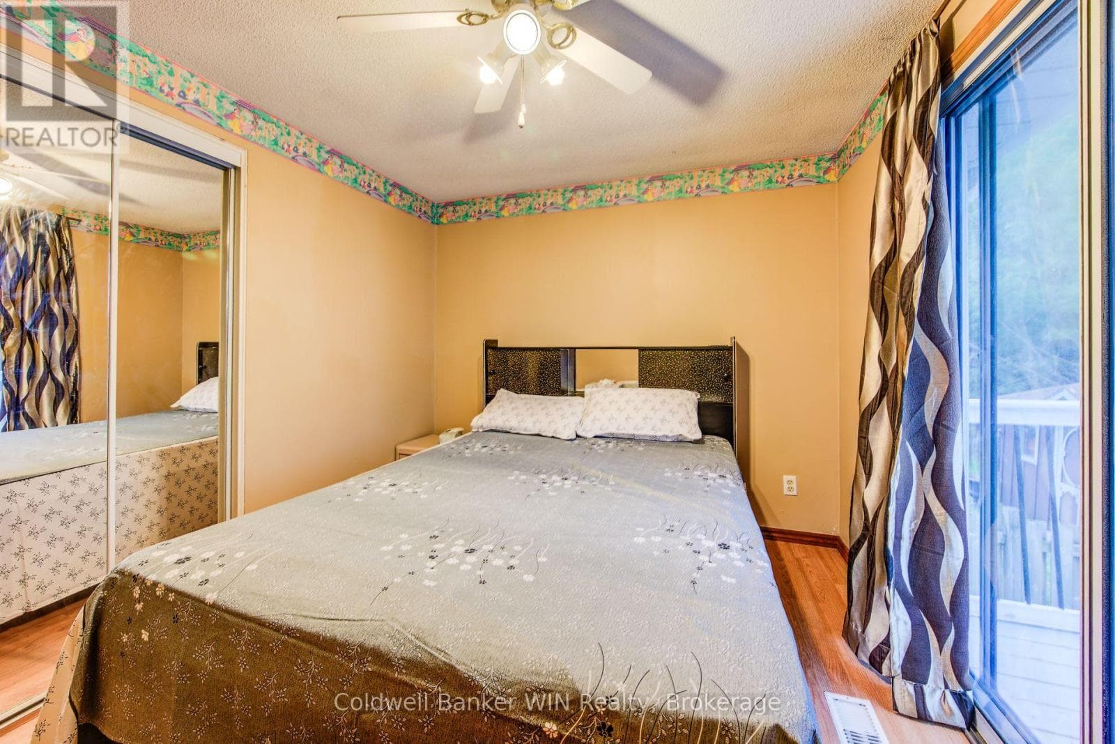 120 MELISSA CRESCENT, OnePoint — photo 2