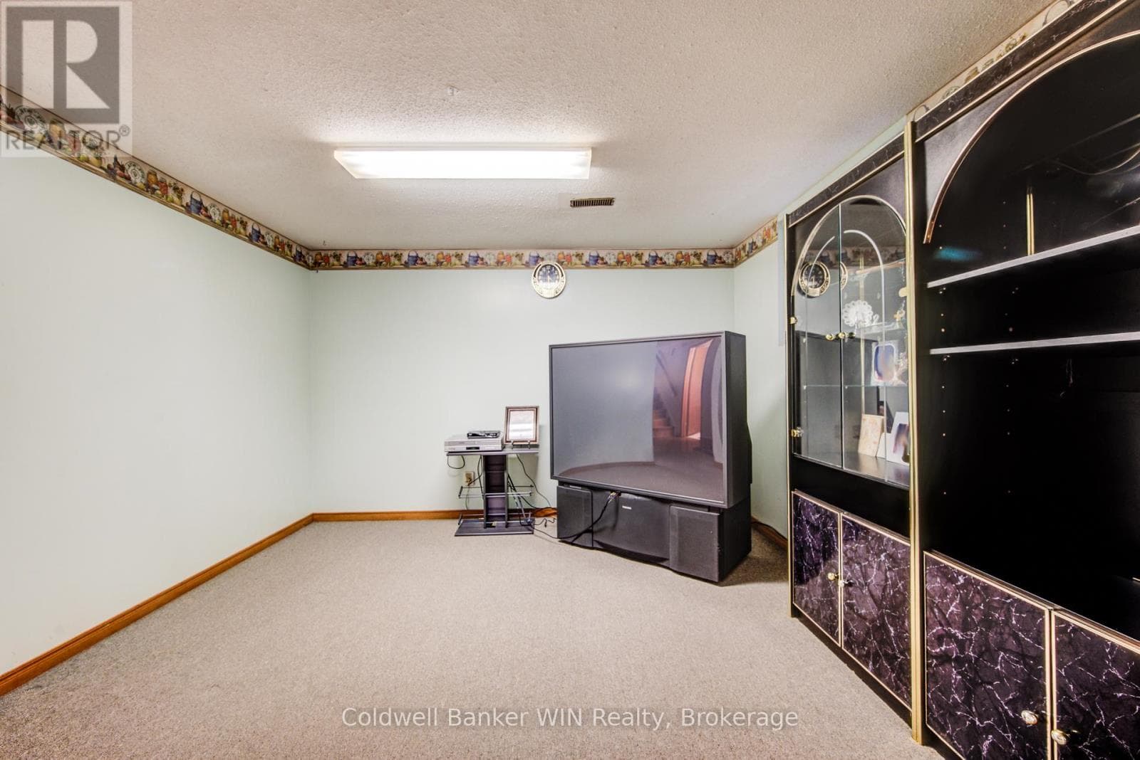 120 MELISSA CRESCENT, OnePoint — photo 4