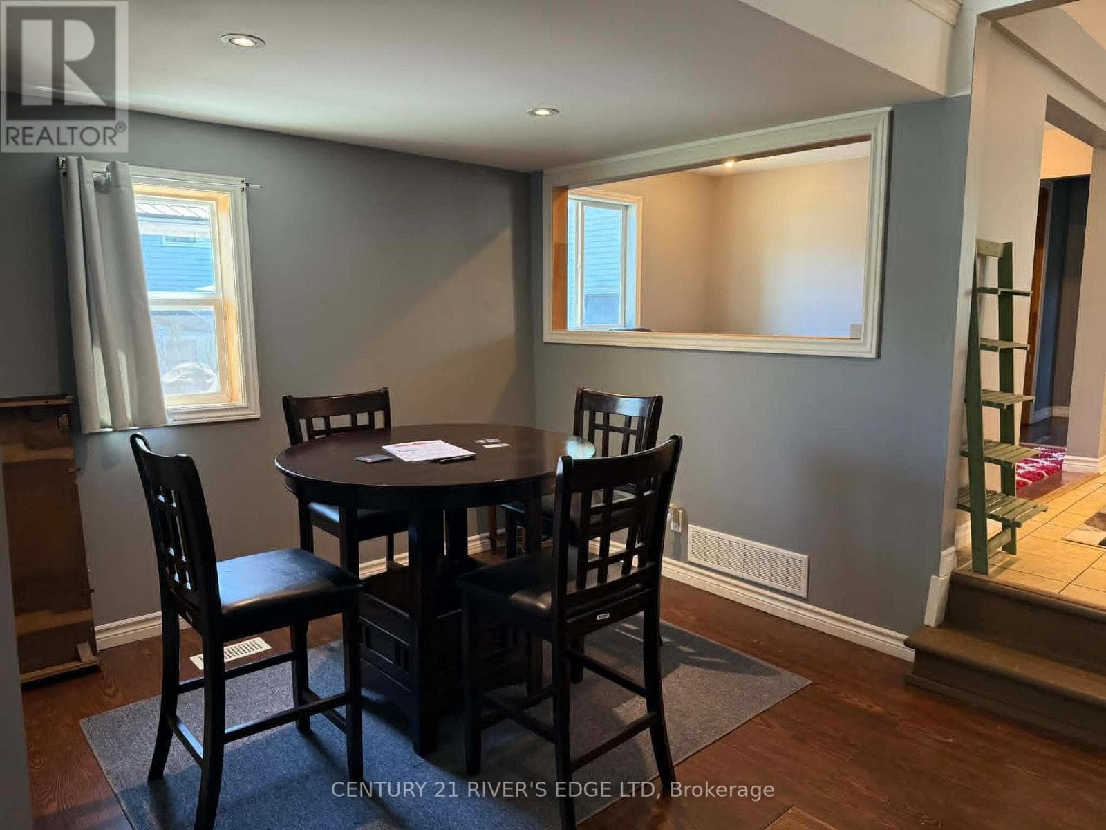101 SCHOFIELD AVENUE — photo 3
