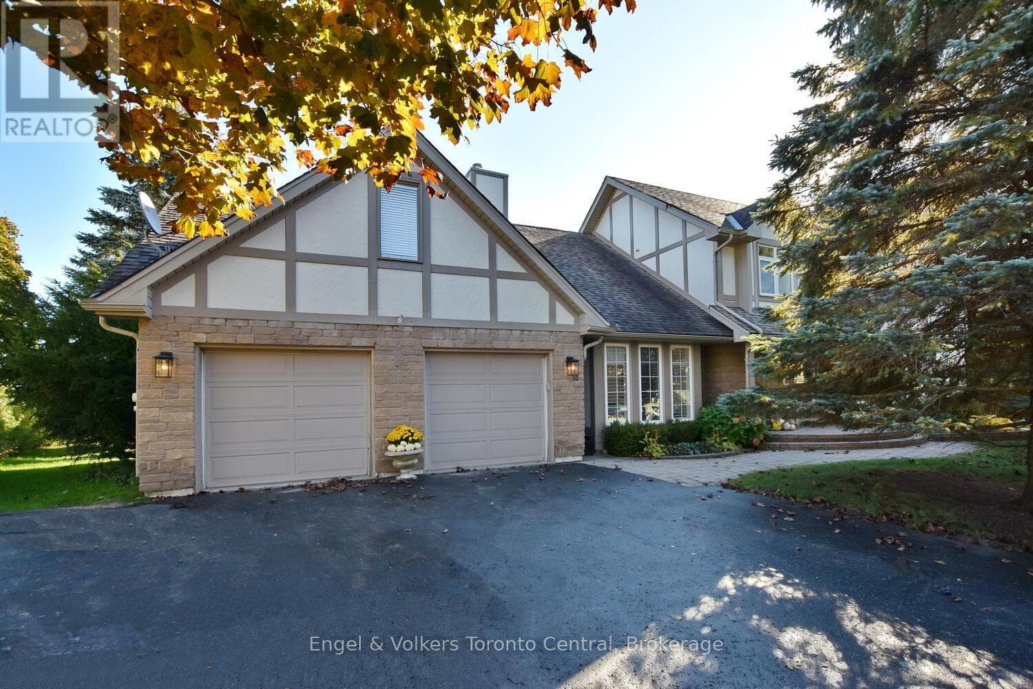 55 HIGHLAND DRIVE — photo 2
