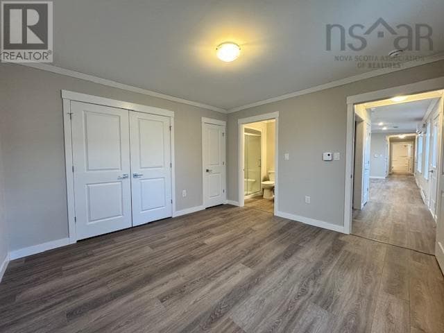 6 CHRISTOPHER AVENUE in 