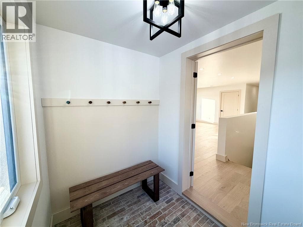 3 Hatt Crescent — photo 4