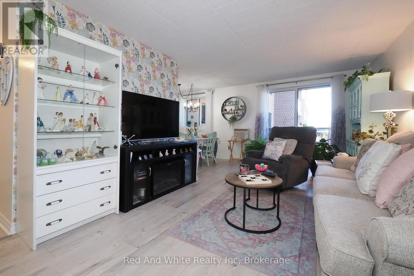 29 WEST Avenue Unit# 403, OnePoint — photo 5