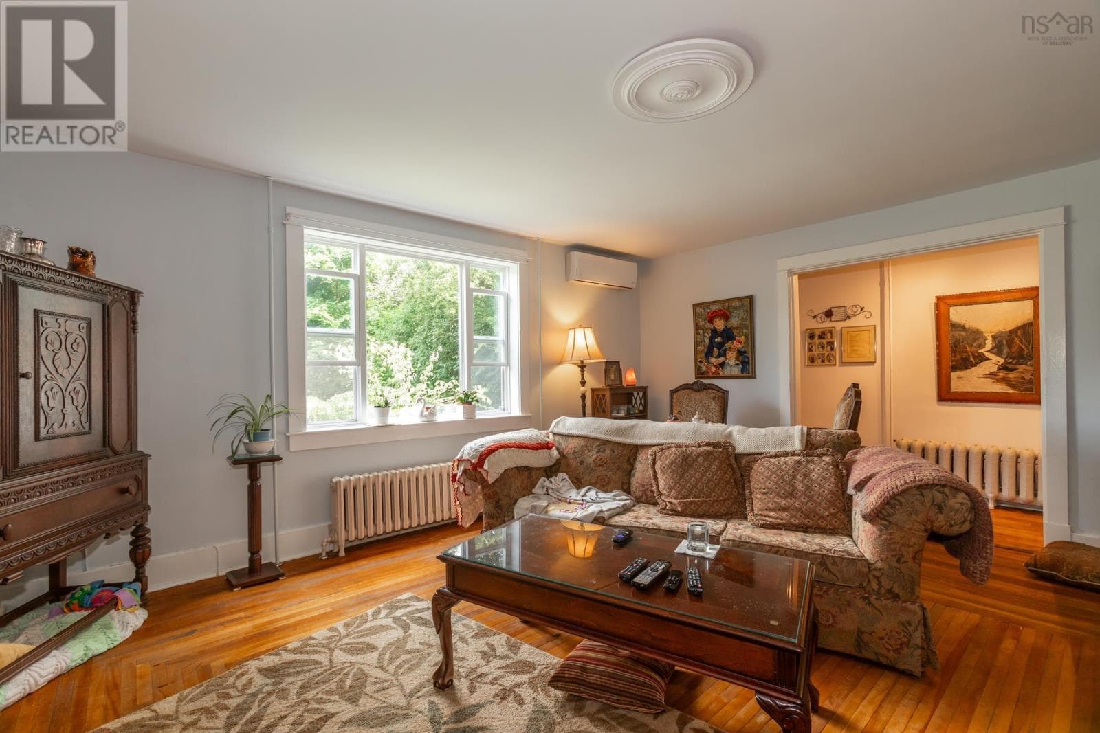 789-791 Saint George Street in 