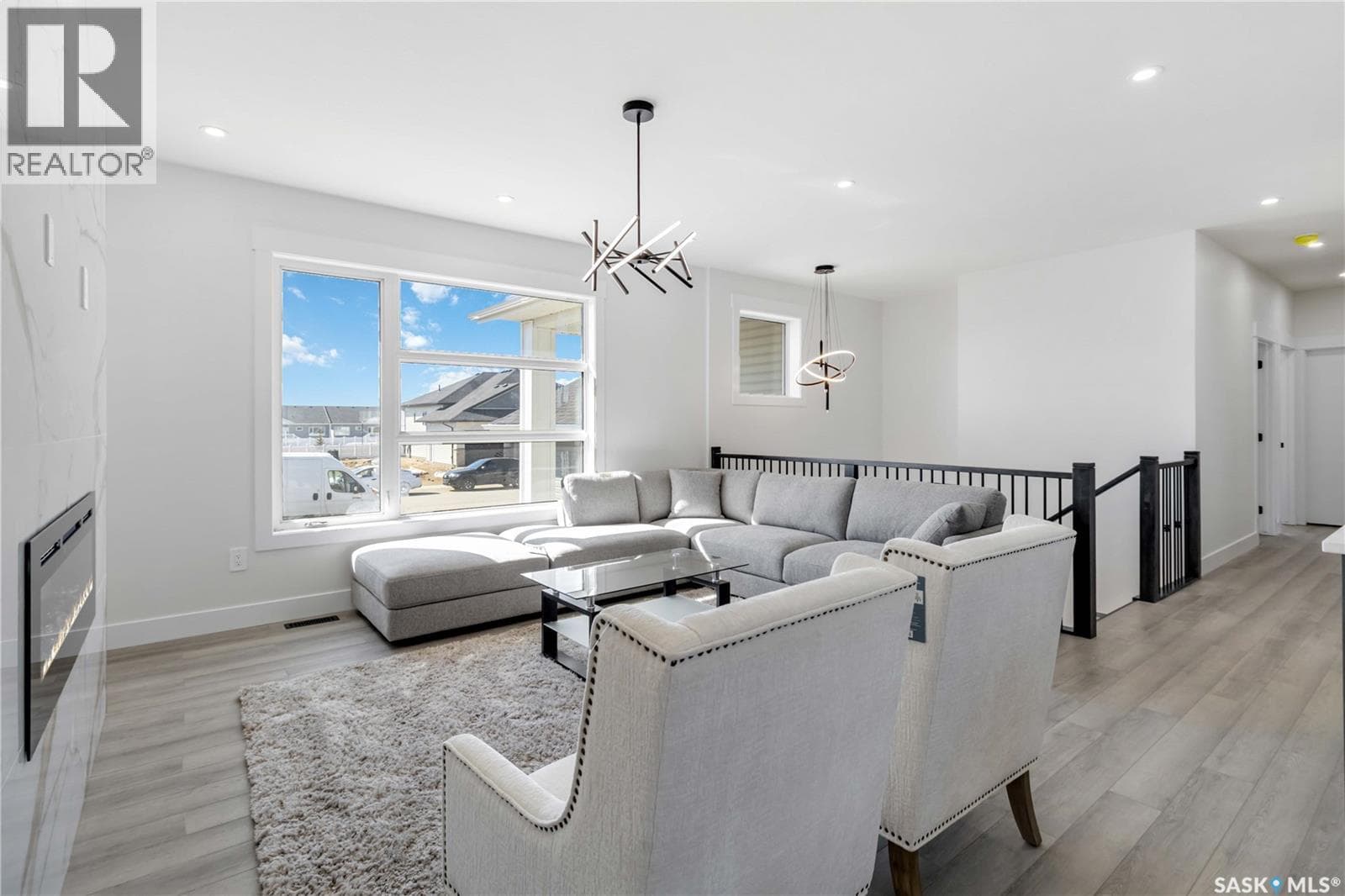 840 BALLESTEROS CRESCENT — photo 3