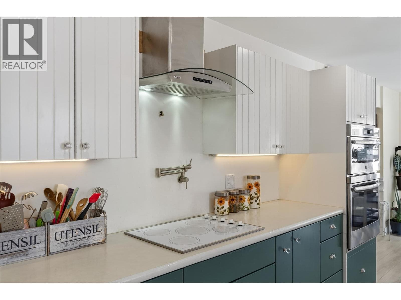 2952 Clapperton Avenue, Interior REALTORS® — photo 5