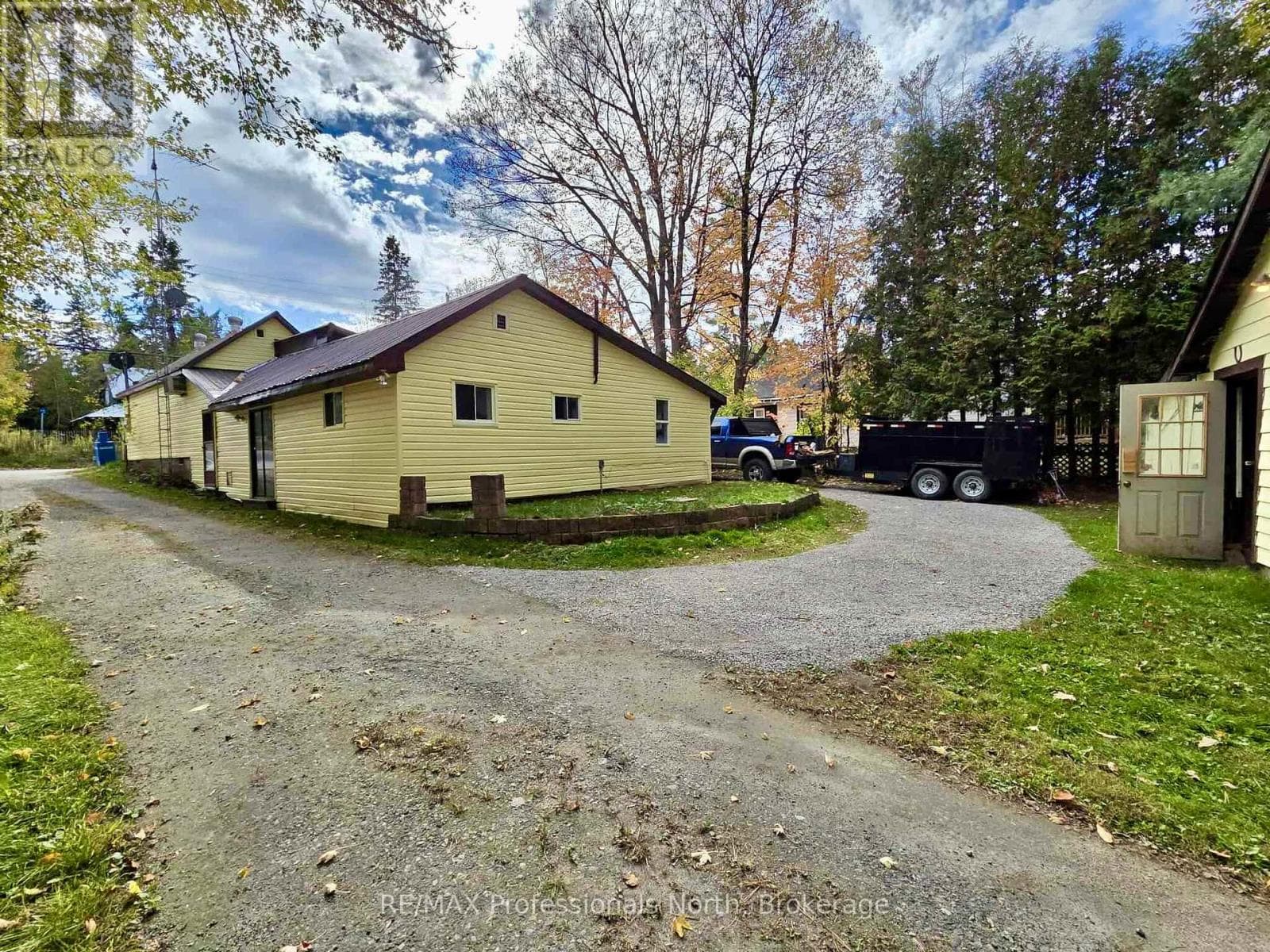 1281 KASHAGAWIGAMOG LAKE ROAD — photo 3
