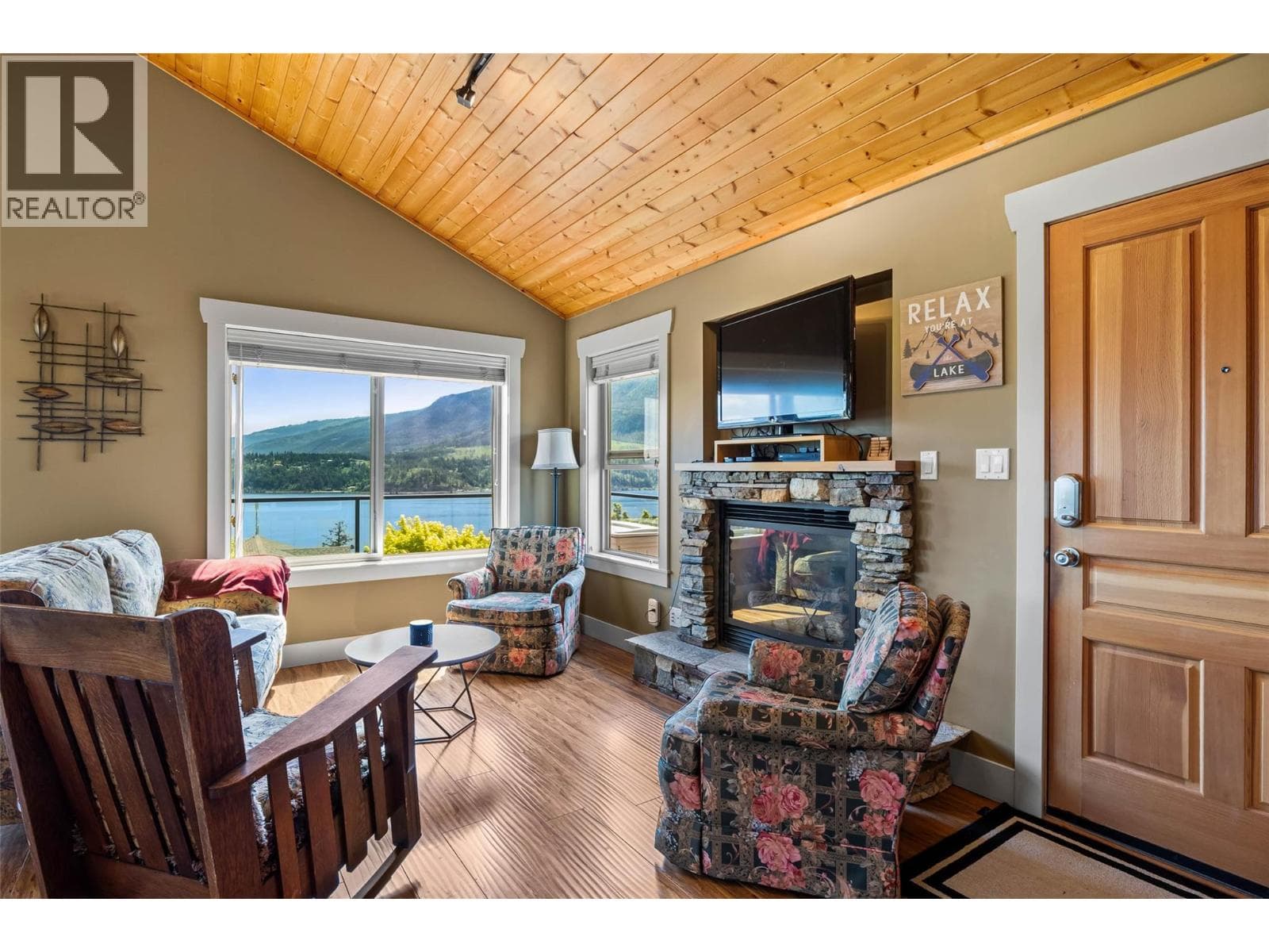 2633 SQUILAX ANGLEMONT ROAD UNIT 198, Interior REALTORS® — photo 4