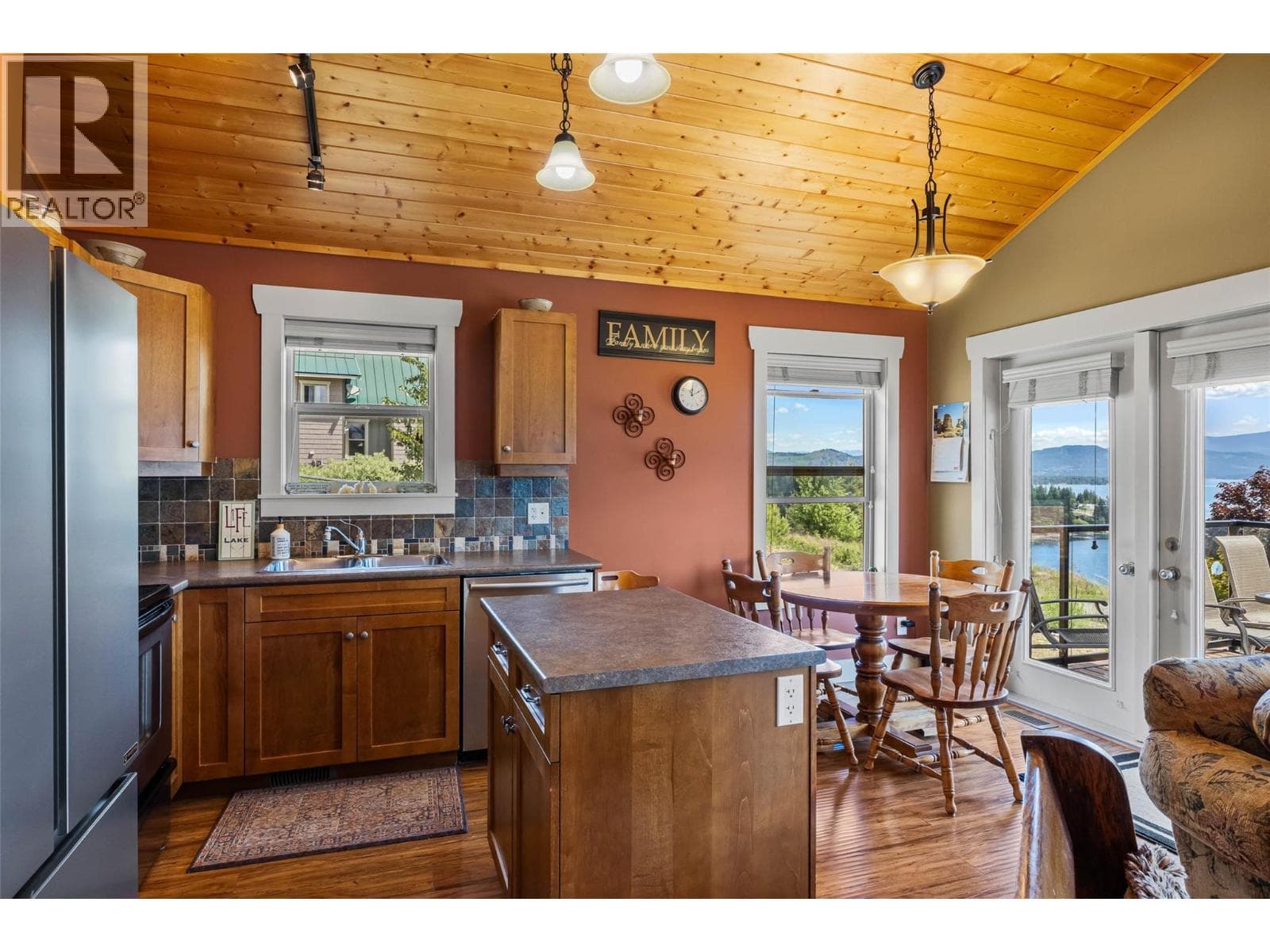 2633 SQUILAX ANGLEMONT ROAD UNIT 198, Interior REALTORS® — photo 5