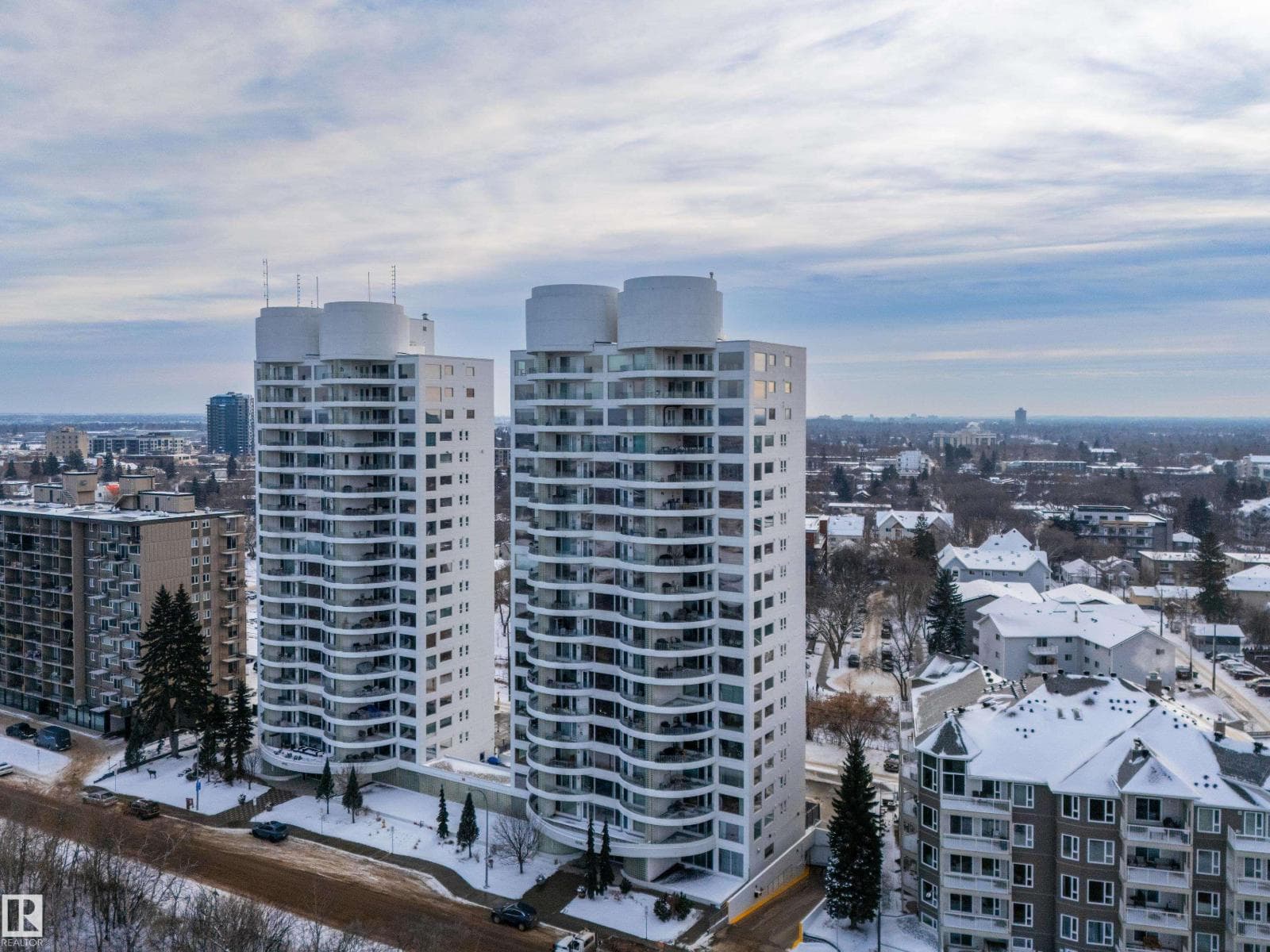 #1402 10731 Saskatchewan DR NW, Edmonton — photo 2