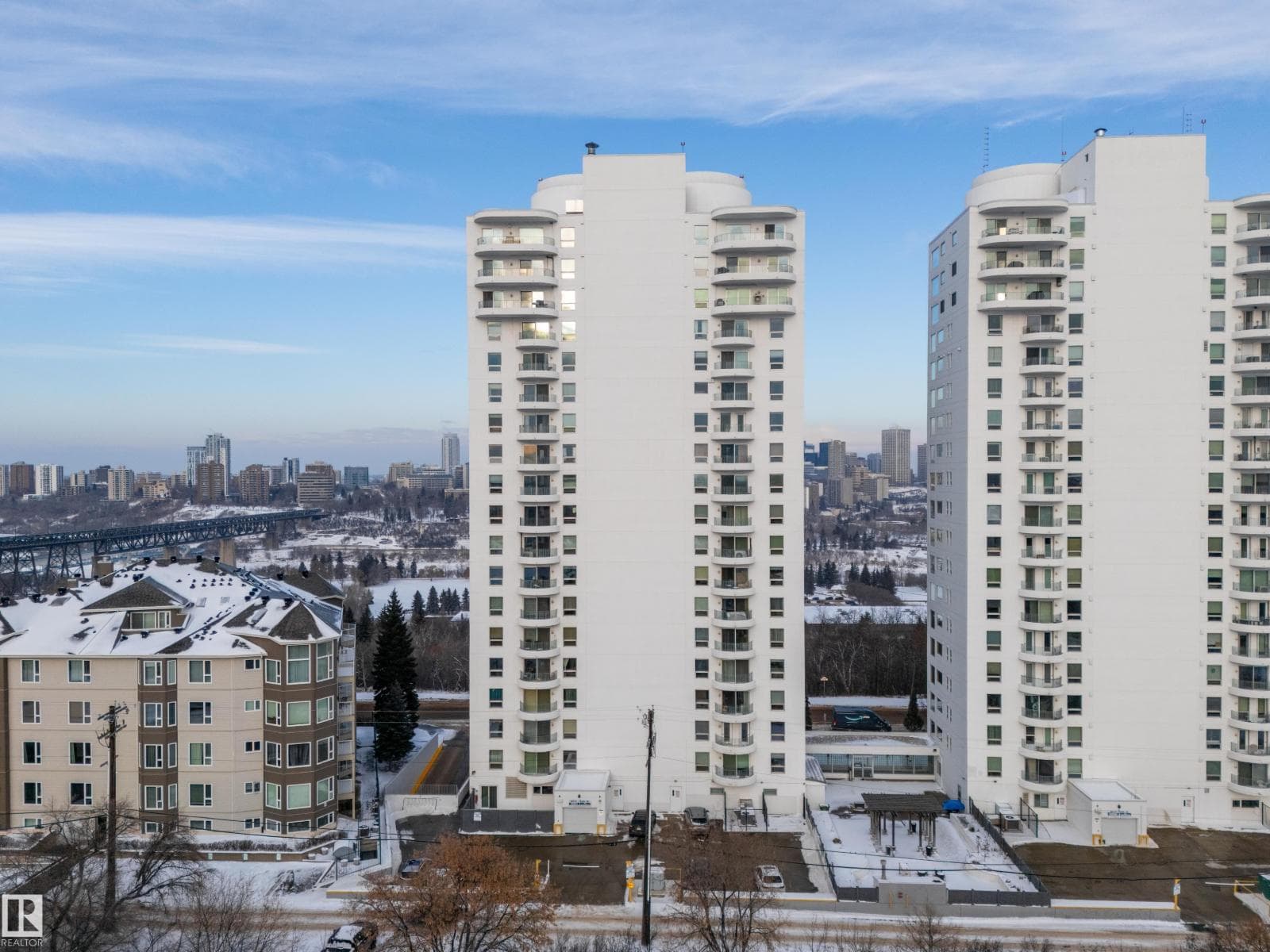 #1402 10731 Saskatchewan DR NW, Edmonton — photo 4