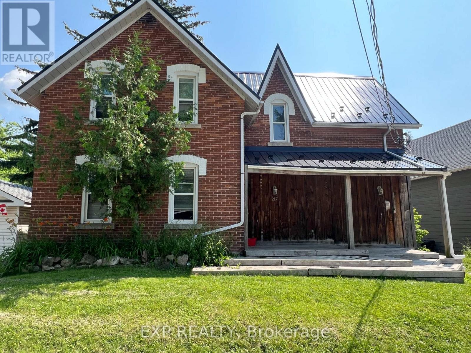 217 VICTORIA STREET in 