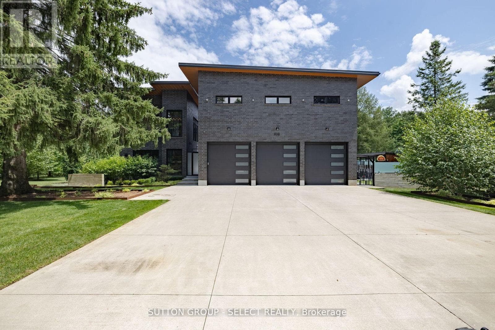 9385 ELVIAGE DRIVE, London and St. Thomas — photo 2